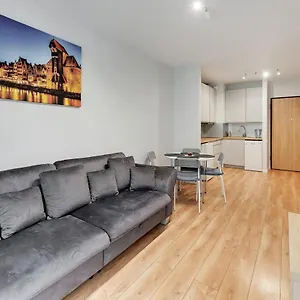 Centrum - 4-osobowy Z Balkonem Apartament