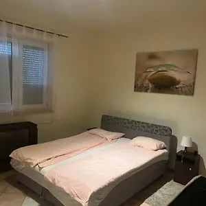 https://dyta2-apartman.hotels-hajduszoboszlo-hungary.com